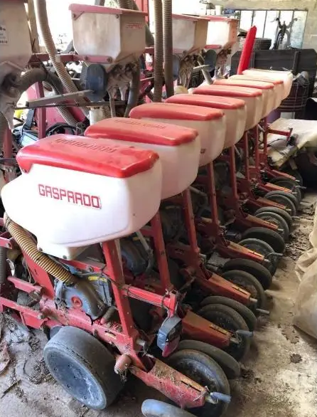 60864